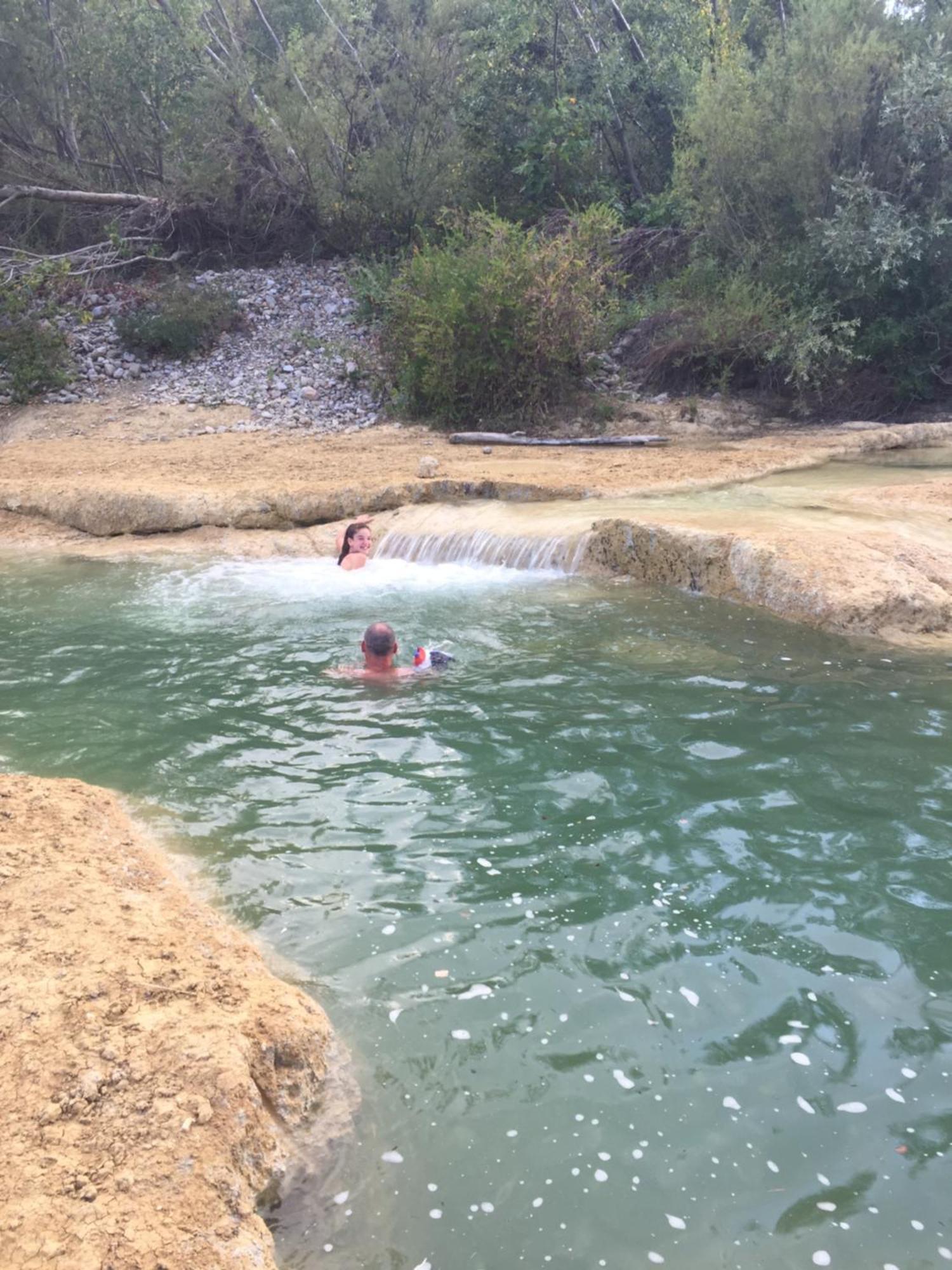 Gite Sur La Founintrouze Fabrezan Esterno foto