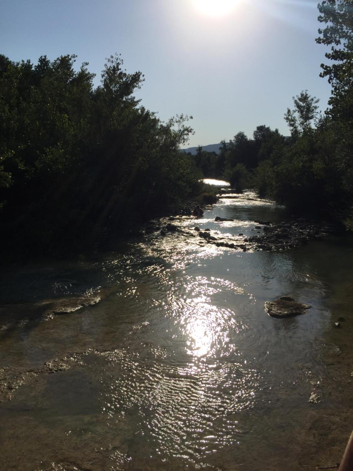 Gite Sur La Founintrouze Fabrezan Esterno foto
